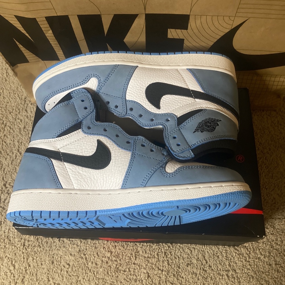Jordan 1 University Blue